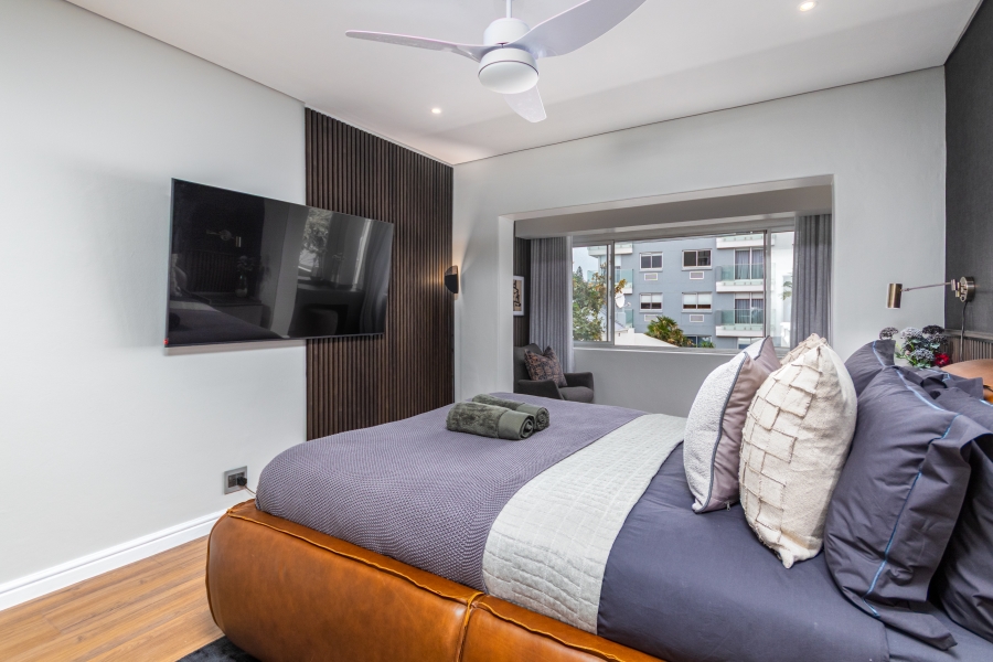 To Let 2 Bedroom Property for Rent in Green Point Western Cape